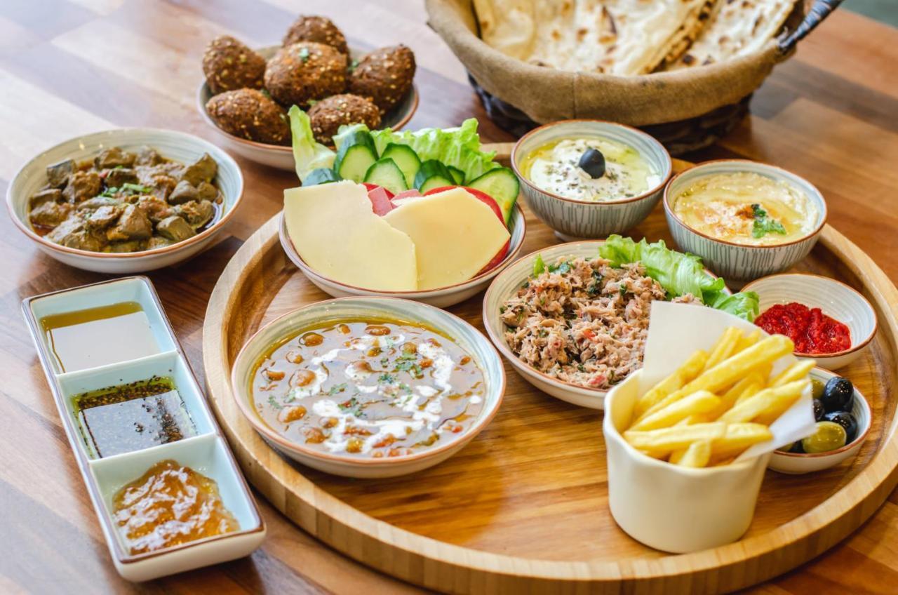 Royal Hotel Qinā 외부 사진